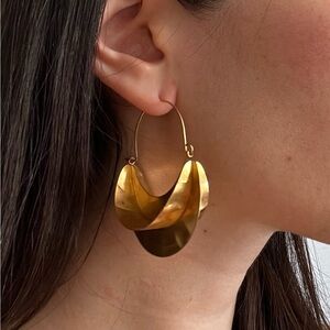 Anthropologie gold-plated brass hammered crescent hoop earrings